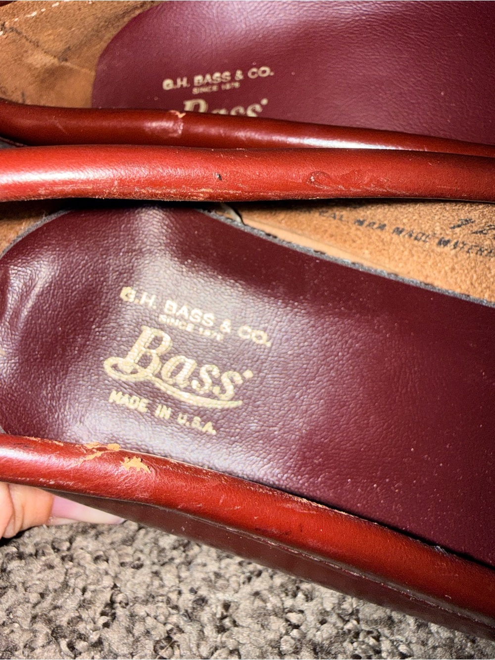 GH Bass Women’s Penny Loafer Wine Red Size 9 AAAA narrow - Picture 12 of 12